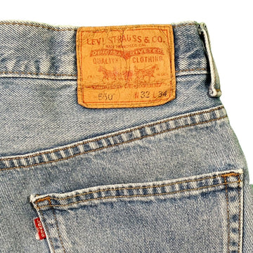 Vintage Light Blue 550 Levi Jeans | Rebalance Vintage.