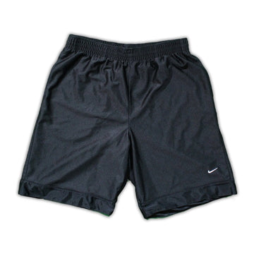 Vintage Black Nike Check Basketball Shorts | Rebalance Vintage.